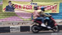 Spanduk Ridwan Kamil Calon Presiden Mejeng di Kota Bandung