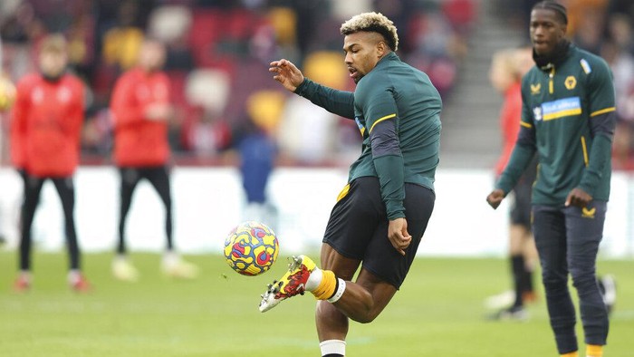 Wolverhampton Wanderers Adama Traore warms up ahead of during the English Premier League soccer match between Brentford and Wolverhampton Wanderers at the Brentford Community Stadium in Brentford, England Saturday, Jan. 22, 2022. (AP Photo/Ian Walton)