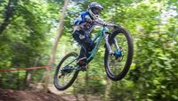 Menjajal Trek Sepeda Downhill di Gunung Pinang