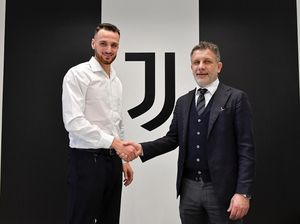 Juventus Beli Bek dari Klub Serie B