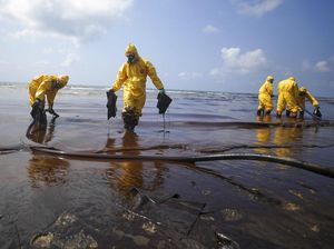 Gawat! Pantai di Thailand Tercemar Tumpahan Minyak Gawat! Pantai di Thailand Tercemar Tumpahan Minyak