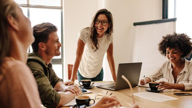 Terjebak Romantisme ‘Workaholic’ Buruh Kantoran Terjebak Romantisme ‘Workaholic’ Buruh Kantoran