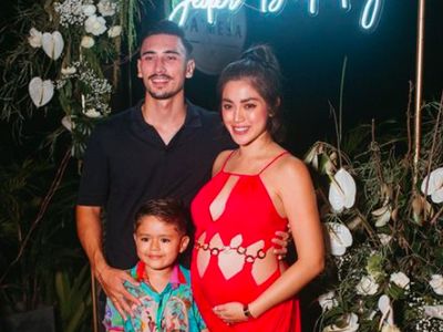 Foto: Gaya Jessica Iskandar Saat Ultah, Baju Seksinya Disebut Compang Camping