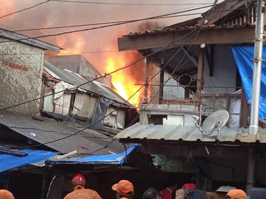 Dugaan Bandel Urusan Kabel di Balik Sepekan 3 Kebakaran di Tambora