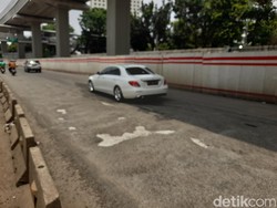 detikcom Do Your Magic: Masih Rusak, Jl HR Rasuna Said Belum Ditambal Lagi