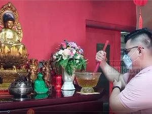 Suasana Klenteng Sila Persada Subang Jelang Tahun Baru Imlek