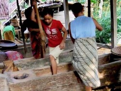 Mengintip Tradisi Nabbhu Ronjhengan Warisan Budaya yang Terkikis Zaman