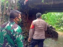 Pondasi Hanyut, Jembatan Bendo di Kajen Pekalongan Ditutup