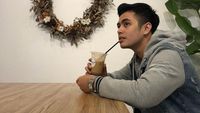10 Foto Ini Buktikan Randa Septian Penggemar Berat Kopi