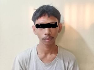 2 Pelaku Bacok Pria Keluar dari RS di Jakpus Gegara Sakit Hati Dipecat 2 Pelaku Bacok Pria Keluar dari RS di Jakpus Gegara Sakit Hati Dipecat