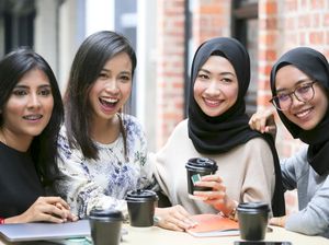 25 Tempat Nongkrong Jakarta yang Hits Buat Anak Muda 25 Tempat Nongkrong Jakarta yang Hits Buat Anak Muda
