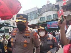 Tinjau Vihara Dharma Bhakti, Kapolres Jakbar Pastikan Situasi Aman-Kondusif