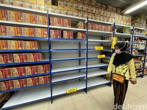 Ampun Dah! Minyak Goreng di Supermarket Juga Gaib