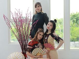 Sederhana Tapi Bermakna, Filosofi Busana Imlek Berbahan Tenun Sumba Sederhana Tapi Bermakna, Filosofi Busana Imlek Berbahan Tenun Sumba