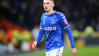 Vitaliy Mykolenko, bek sayap kiri yang baru dibeli dari Dynamo Kyiv ini berusia 22 tahun (Getty Images)