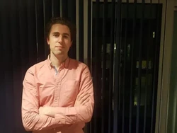 Jadi Joki Antrean, Pria Ini Dapat Penghasilan Rp 3 Juta Sehari