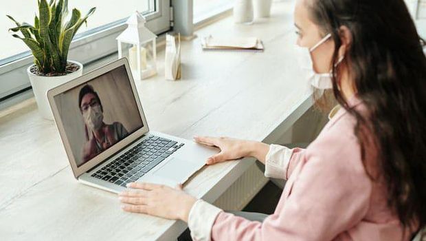 Laptop dan Akses Internet