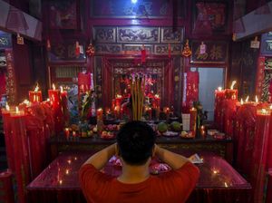 Suasana Malam Imlek di Kawasan Petak Sembilan Suasana Malam Imlek di Kawasan Petak Sembilan