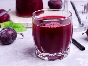 5 Minuman Khas Imlek yang Menyegarkan dan Menyehatkan 5 Minuman Khas Imlek yang Menyegarkan dan Menyehatkan