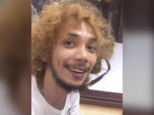 Viral dan Tenggelam, Norman Kamaru Kembali Disorot Gegara Nama dan Agama Viral dan Tenggelam, Norman Kamaru Kembali Disorot Gegara Nama dan Agama