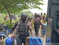 Gerebek Judi Merpati, Polisi Probolinggo Amankan Ratusan Pasang Burung