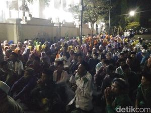 Tokoh Agama Cabuli 2 Anak Ditahan, Pendukungnya Minta Maaf Sempat Bikin Gaduh Tokoh Agama Cabuli 2 Anak Ditahan, Pendukungnya Minta Maaf Sempat Bikin Gaduh
