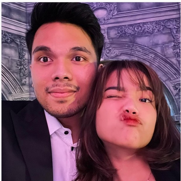 melihat hubungan fuji dan thoriq dari sisi astrologi