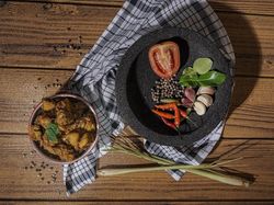 Rindu Masakan Nenek? Hidangan Ayam Rica Ini Bisa Kamu Coba