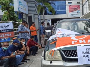 Massa PNA Kubu KLB Demo Kemenkumham: Kami Malu Dipimpin Koruptor