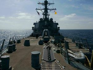 AS Kirim Kapal Perang-Jet Tempur ke Uni Emirat Arab, Untuk Apa?