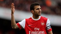 Barcelona juga pernah membeli Cesc Fabregas dari Arsenal di tahun 2011. Fabregas sendiri dulunya bermain di tim akademi Barcelona lalu berlabuh ke Arsenal, akhirnya balik lagi ke Camp Nou (Getty Images)