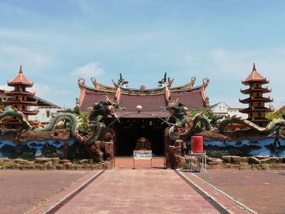 Melihat Lebih Dekat 8 Kelenteng Tertua di Jawa Timur