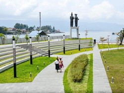 Ini Arahan Jokowi pada Sandiaga untuk Pengembangan Danau Toba
