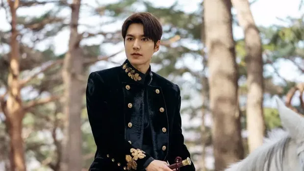 Lee Min Ho di The King: Eternal Monarch