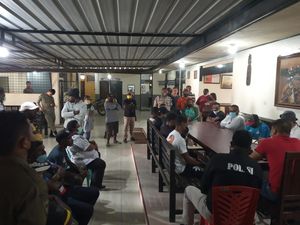 Kasus Wasit Futsal Dianiaya, Massa Datangi Polsek Mimika Baru