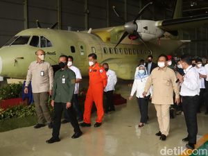 Prabowo Tantang Dirut PTDI di Depan Umum, Ada Apa? Prabowo Tantang Dirut PTDI di Depan Umum, Ada Apa?