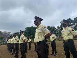 Ini Penampakan Seragam Baru Satpam, Tak Lagi Mirip Seragam Polisi