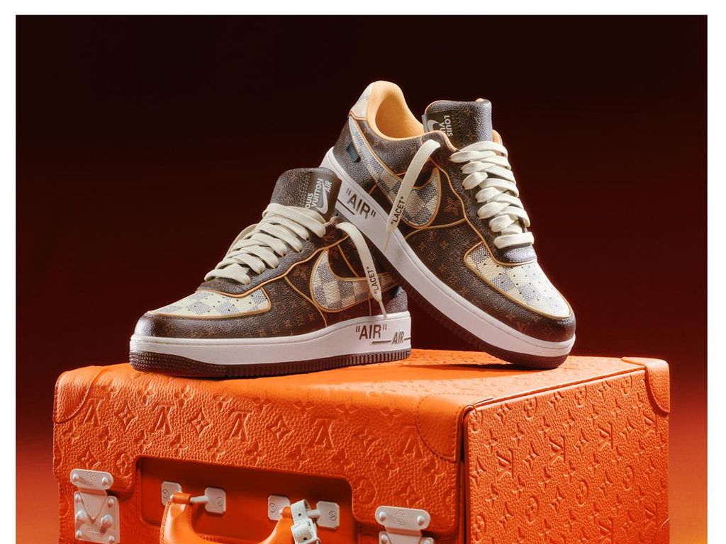 Lelang Sneakers Nike Louis Vuitton Terakhir Virgil Abloh, Ditaksir Rp 87 M Lelang Sneakers Nike Louis Vuitton Terakhir Virgil Abloh, Ditaksir Rp 87 M