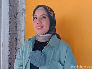 Alasan Tya Ariestya Putuskan Berhijab Alasan Tya Ariestya Putuskan Berhijab