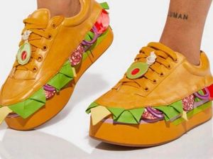 Wow! Sepatu Bentuk Sandwich Isi Daging Ini Harganya Rp 1,6 Juta