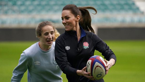 Melihat Aksi Kate Middleton Main Rugby