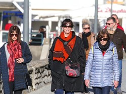 Modal Negara Eropa Berdamai dengan Corona: Politik-Pengendalian Pandemi