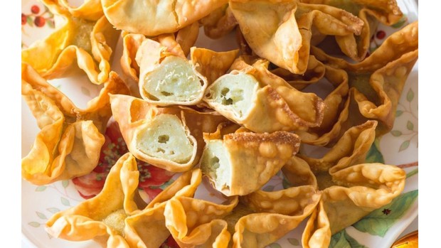 Cara praktis membuat resep batagor bandung ala abang kaki lima/instagram/christabellenanetta Step by step membuat batagor bandung ala abang kaki lima.