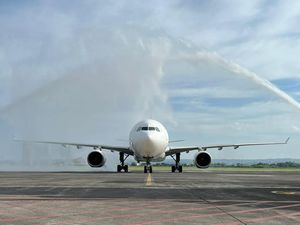 Sempat Terganggu Cuaca Buruk, Penerbangan Bandara Hasanuddin Kembali Normal Sempat Terganggu Cuaca Buruk, Penerbangan Bandara Hasanuddin Kembali Normal