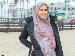 Derry Sulaiman Bela Oki Setiana Dewi soal Ceramah KDRT