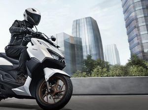 Simulasi Kredit Honda Vario 160, Bayar Rp 1 Jutaan per Bulan Simulasi Kredit Honda Vario 160, Bayar Rp 1 Jutaan per Bulan