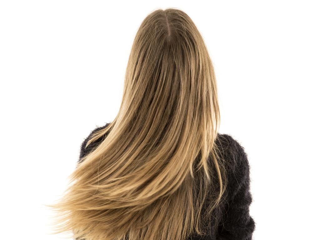Gadis Ini Bisa Ubah Warna Rambut dalam Semalam karena Faktor Genetik Gadis Ini Bisa Ubah Warna Rambut dalam Semalam karena Faktor Genetik