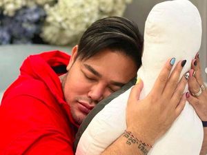 Ivan Gunawan Punya Boneka Baru, Minta Dihargai dan Jangan Dihujat Ivan Gunawan Punya Boneka Baru, Minta Dihargai dan Jangan Dihujat