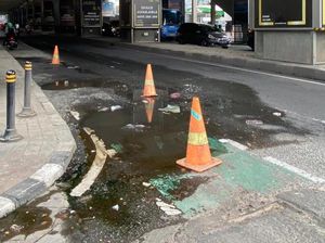 Warga Harap Jl Fatmawati Stasiun MRT Haji Nawi Cepat Diperbaiki Warga Harap Jl Fatmawati Stasiun MRT Haji Nawi Cepat Diperbaiki