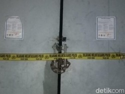Polisi Sita 30 Ton Sianida Ilegal di Pelabuhan Pantoloan Palu